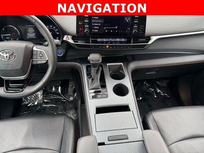 2022 Toyota Sienna XSE 7 Passenger