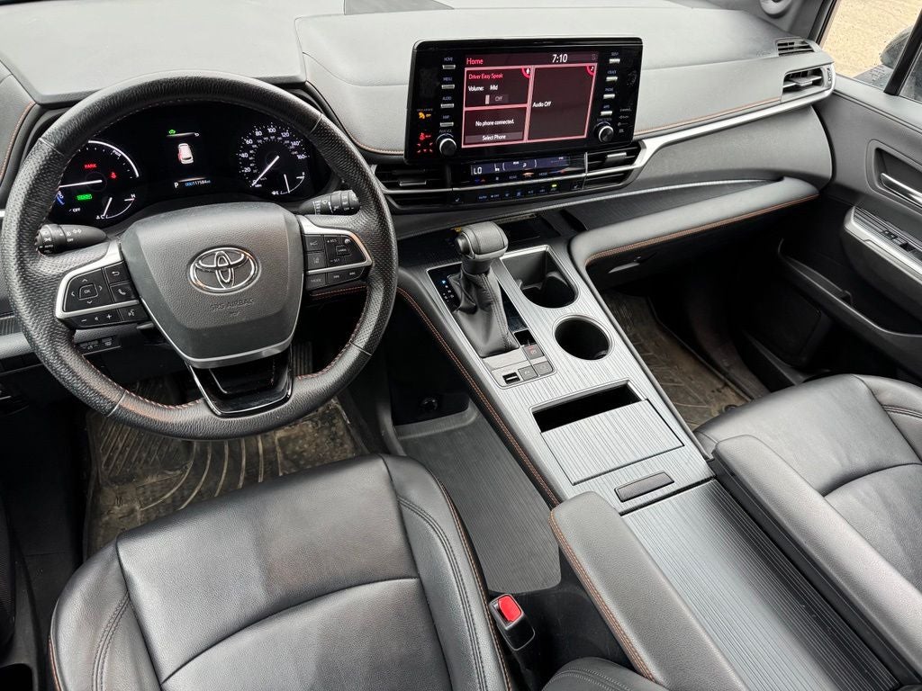 2022 Toyota Sienna XSE 7 Passenger
