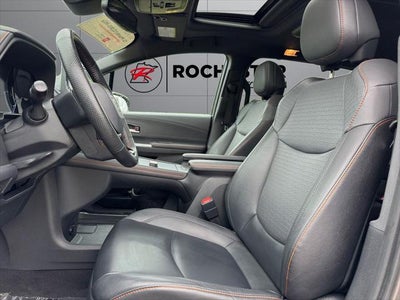 2022 Toyota Sienna XSE 7 Passenger