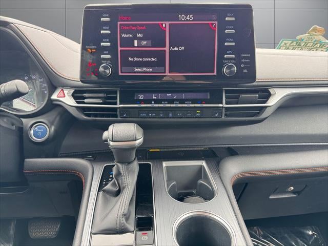 2022 Toyota Sienna XSE 7 Passenger