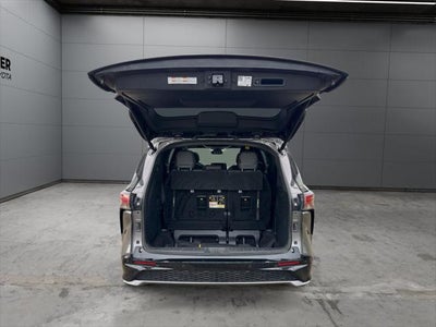 2022 Toyota Sienna XSE 7 Passenger