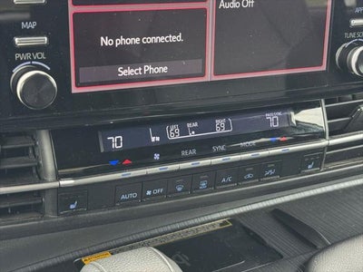 2022 Toyota Sienna XSE 7 Passenger