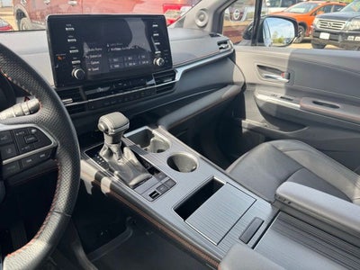 2022 Toyota Sienna XSE 7 Passenger
