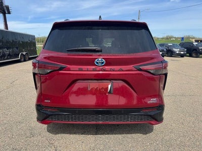 2022 Toyota Sienna XSE 7 Passenger
