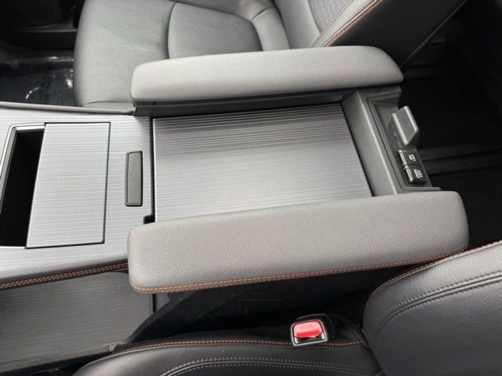2022 Toyota Sienna XSE 7 Passenger