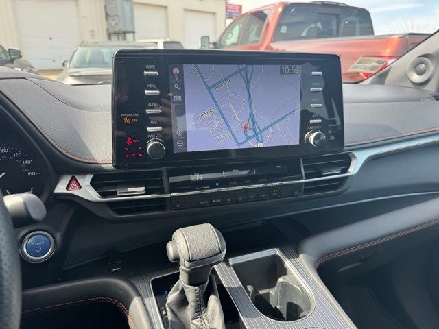 2022 Toyota Sienna XSE 7 Passenger