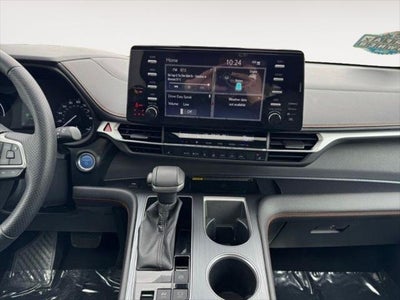 2022 Toyota Sienna XSE 7 Passenger