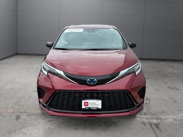 2022 Toyota Sienna XSE 7 Passenger