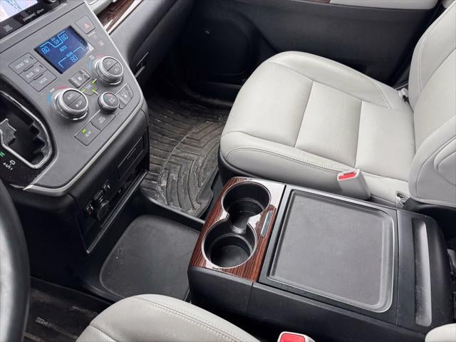 2020 Toyota Sienna Limited Premium 7 Passenger