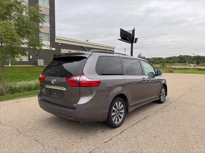 2020 Toyota Sienna Limited Premium 7 Passenger