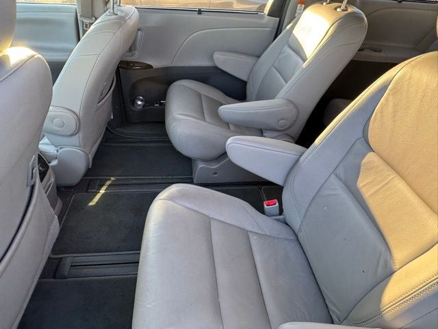 2019 Toyota Sienna XLE 7 Passenger