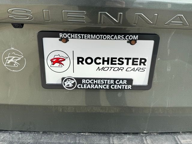 2019 Toyota Sienna XLE 7 Passenger