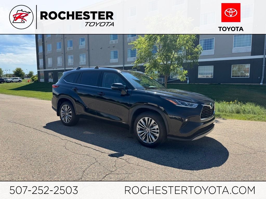 2022 Toyota Highlander Hybrid Platinum AWD