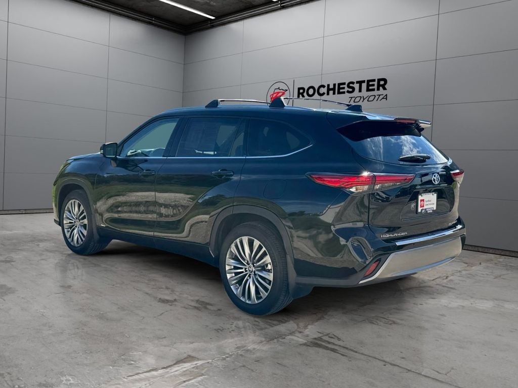 2022 Toyota Highlander Hybrid Platinum AWD