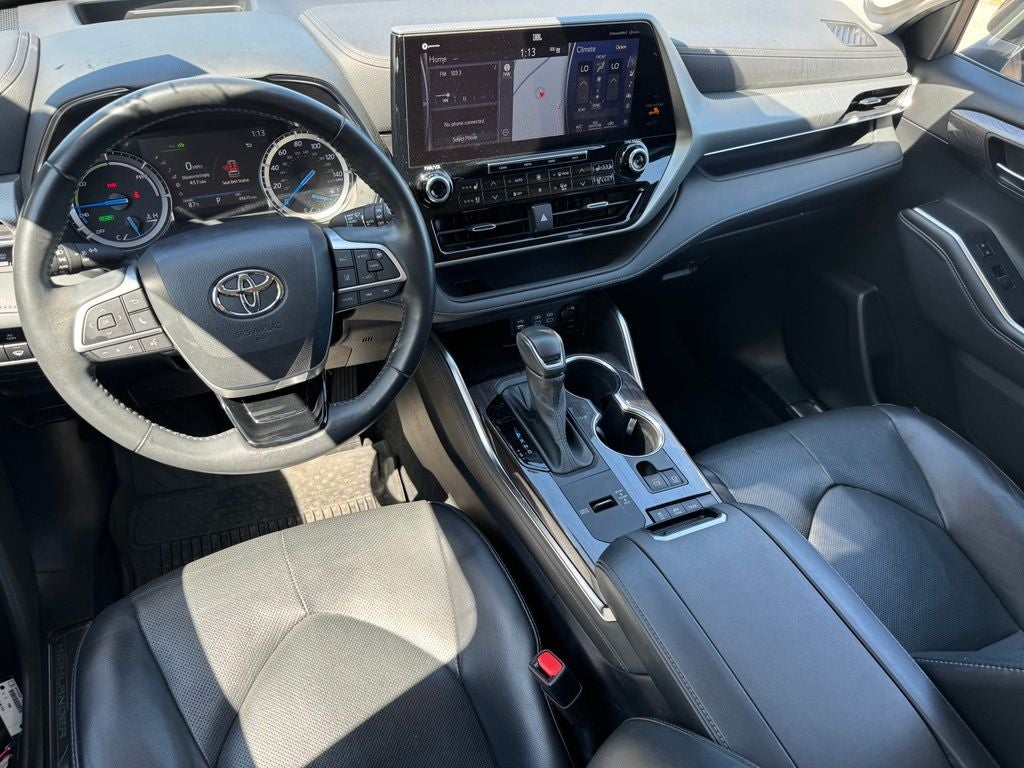 2022 Toyota Highlander Hybrid Platinum AWD