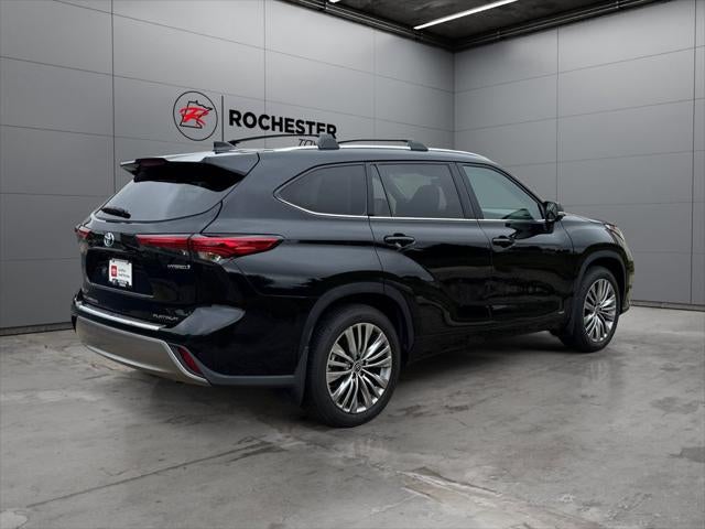 2022 Toyota Highlander Hybrid Platinum AWD