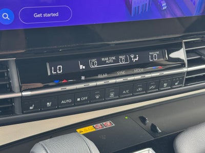 2025 Toyota Sienna Platinum 7 Passenger