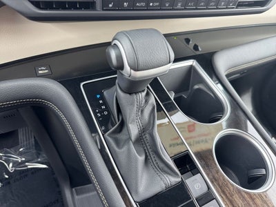 2025 Toyota Sienna Platinum 7 Passenger