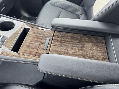 2025 Toyota Sienna Platinum 7 Passenger