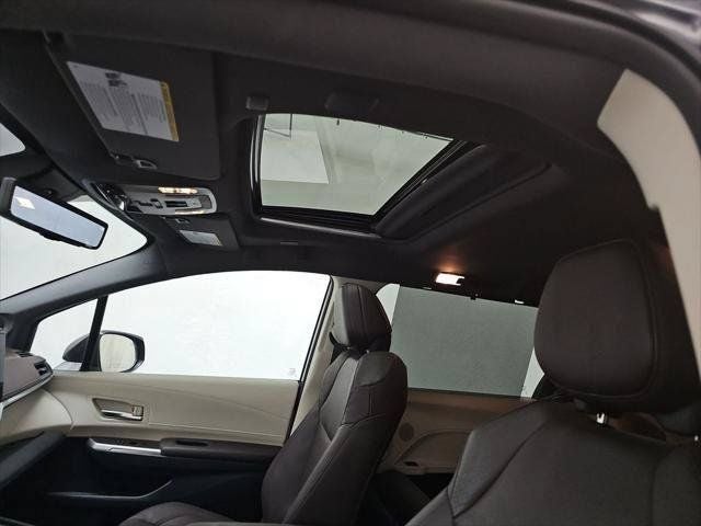 2024 Toyota Sienna Platinum 7 Passenger