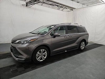 2024 Toyota Sienna Platinum 7 Passenger