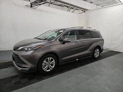 2024 Toyota Sienna Platinum 7 Passenger