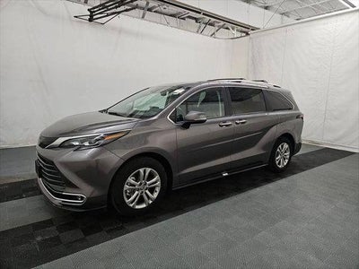 2024 Toyota Sienna Platinum 7 Passenger