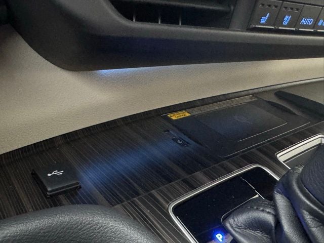 2021 Toyota Sienna Platinum 7 Passenger