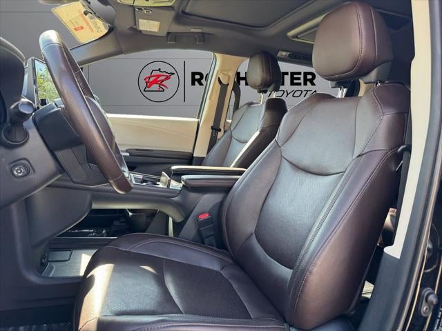 2022 Toyota Sienna Platinum 7 Passenger