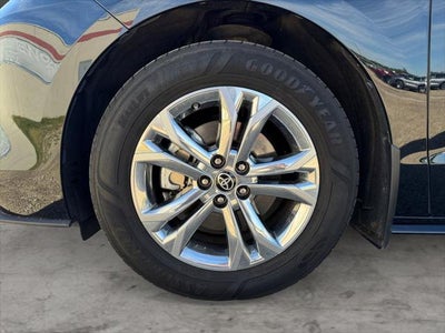 2022 Toyota Sienna Platinum 7 Passenger