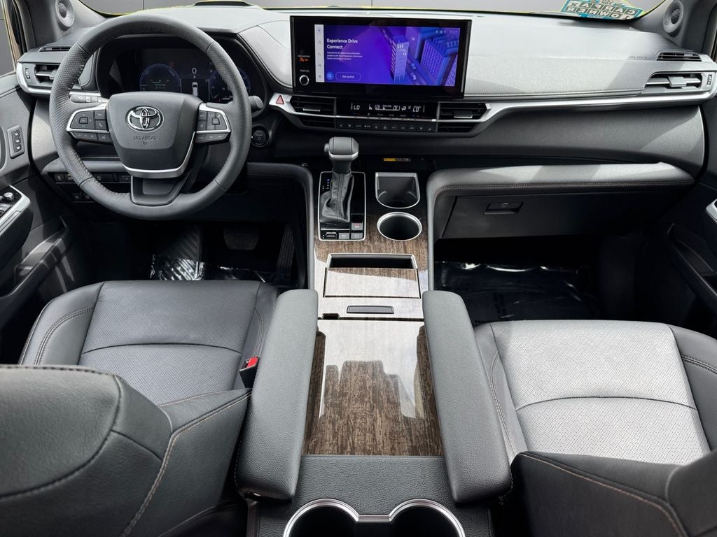 2026 Toyota Sienna Platinum 7 Passenger