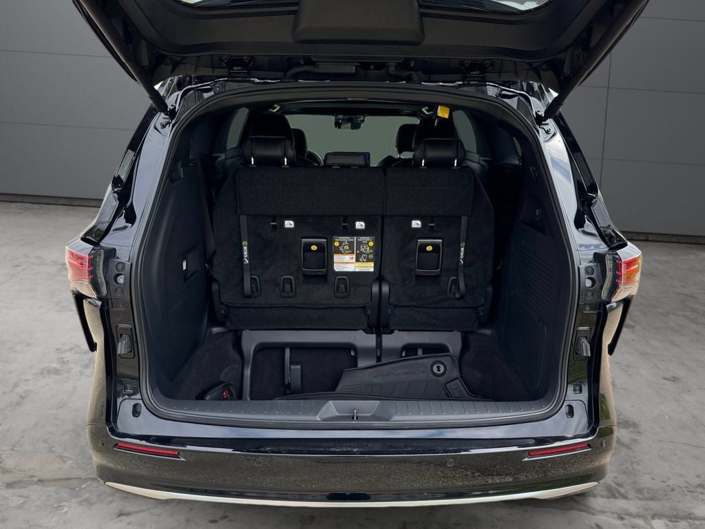 2026 Toyota Sienna Platinum 7 Passenger