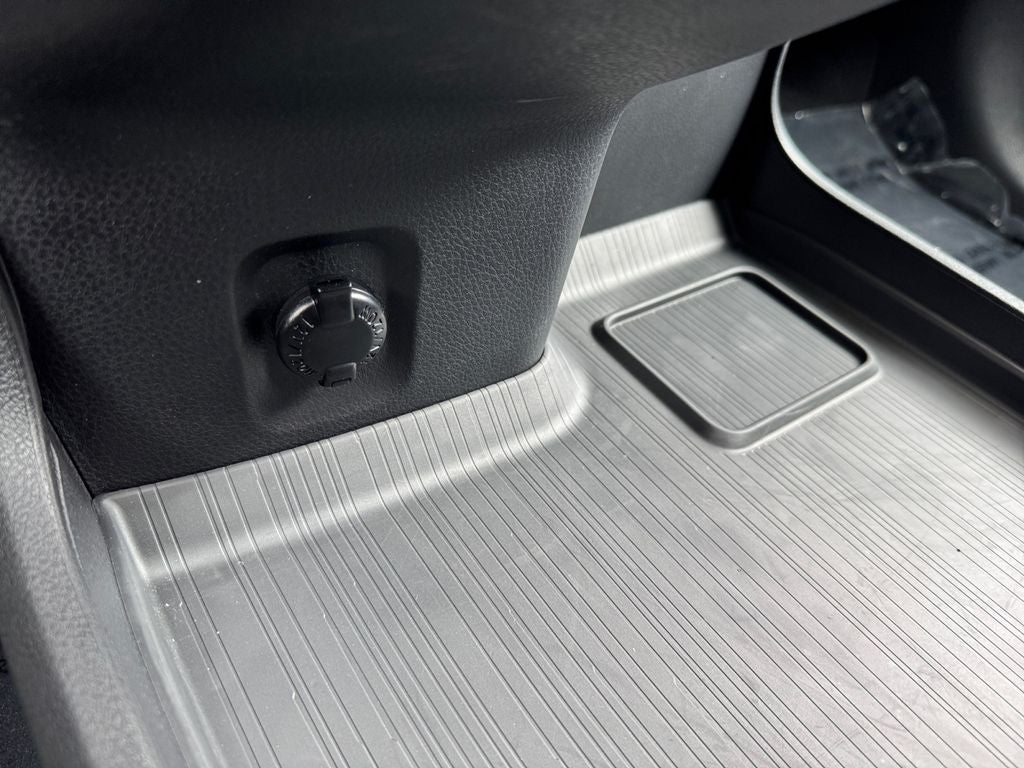 2026 Toyota Sienna Platinum 7 Passenger