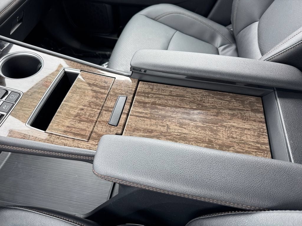 2026 Toyota Sienna Platinum 7 Passenger