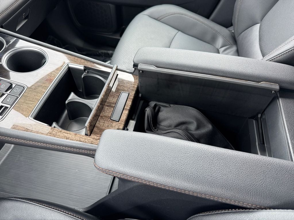 2026 Toyota Sienna Platinum 7 Passenger