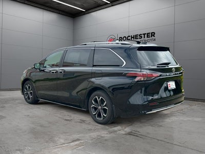 2026 Toyota Sienna Platinum 7 Passenger