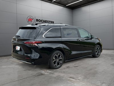 2026 Toyota Sienna Platinum 7 Passenger