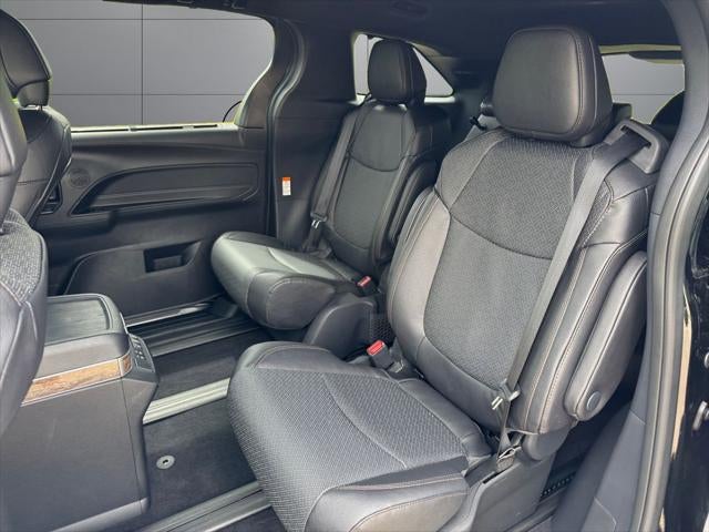 2026 Toyota Sienna Platinum 7 Passenger