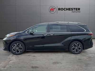 2026 Toyota Sienna Platinum 7 Passenger