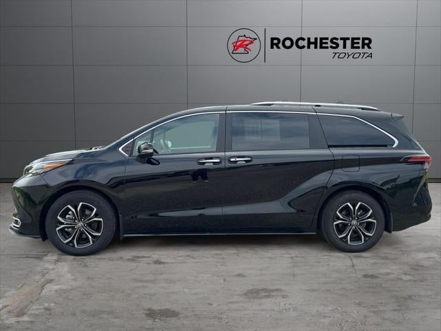 2026 Toyota Sienna Platinum 7 Passenger