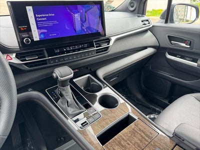 2026 Toyota Sienna Platinum 7 Passenger