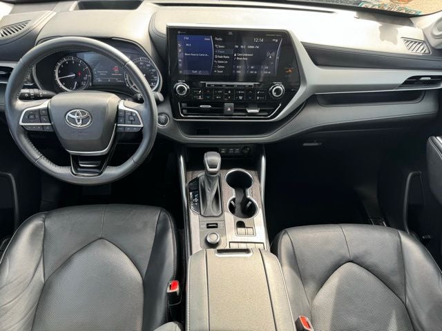 2022 Toyota Highlander Platinum AWD