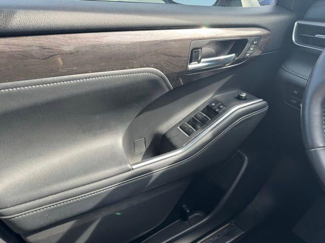 2022 Toyota Highlander Platinum AWD