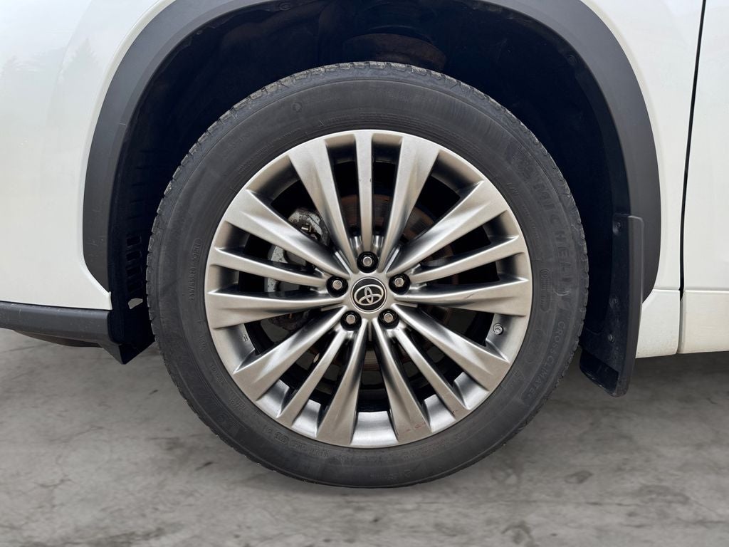 2022 Toyota Highlander Platinum AWD