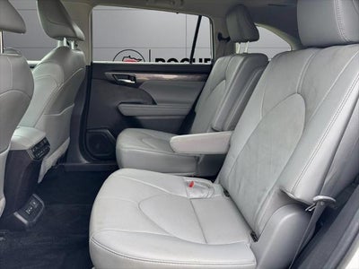 2022 Toyota Highlander Platinum AWD