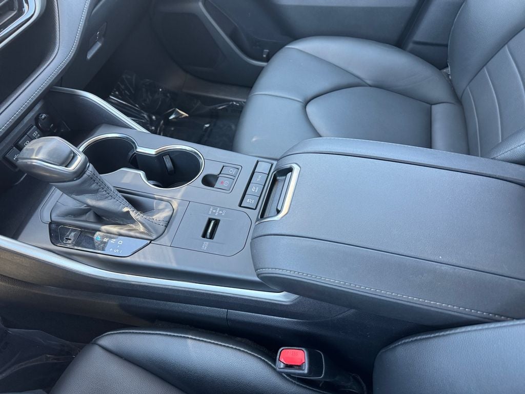 2020 Toyota Highlander Hybrid XLE AWD