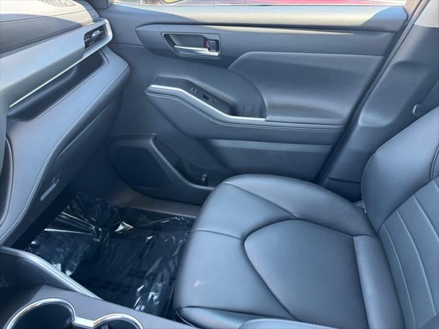 2020 Toyota Highlander Hybrid XLE AWD