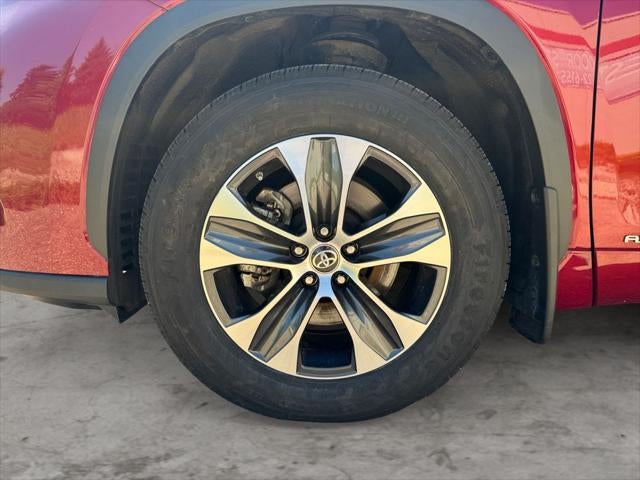 2020 Toyota Highlander Hybrid XLE AWD