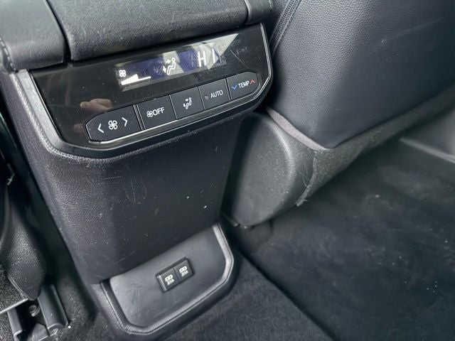 2020 Toyota Highlander Hybrid XLE AWD