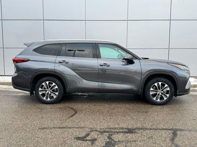 2020 Toyota Highlander Hybrid XLE AWD